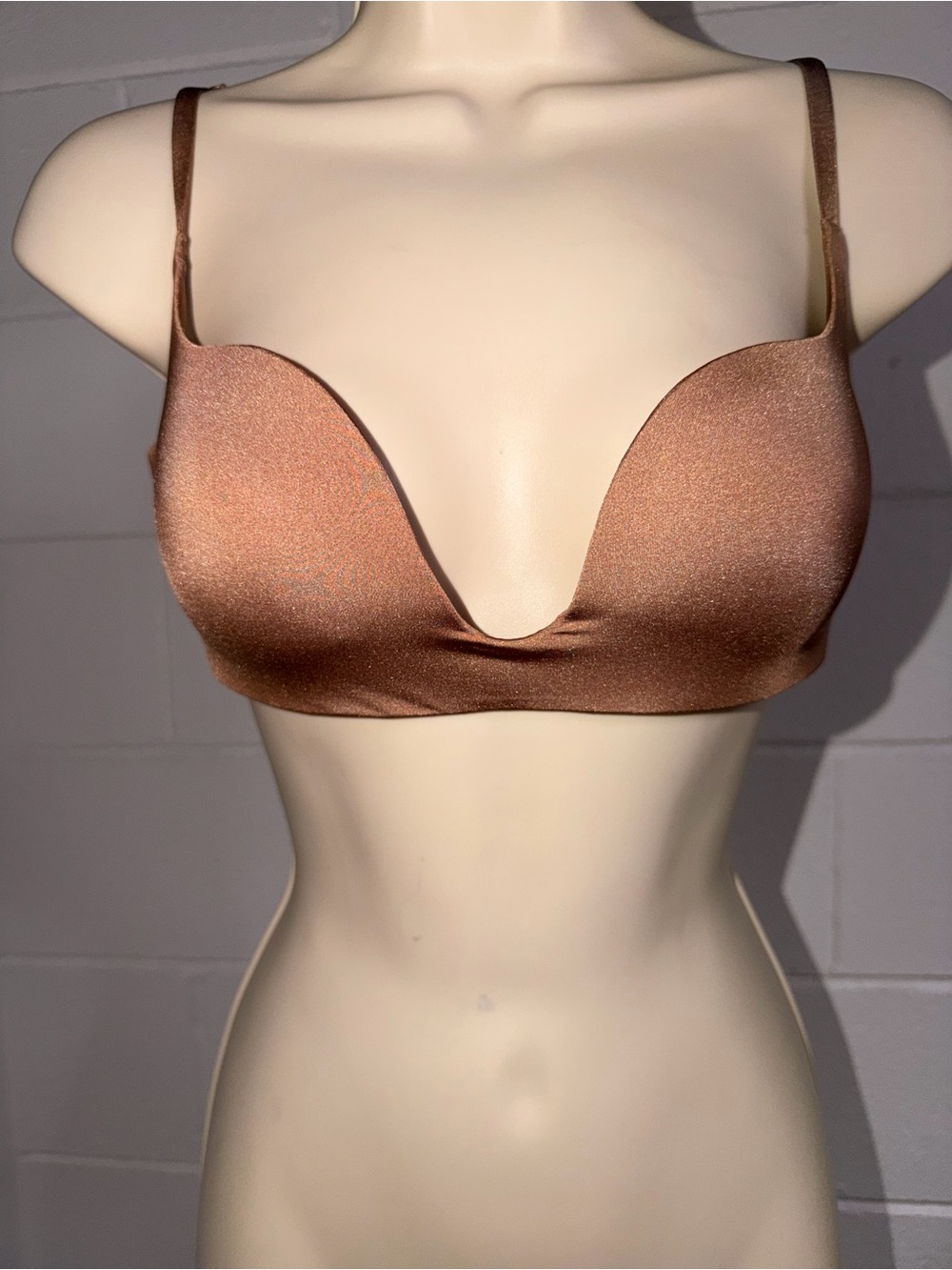 Skims wireless form lightly lined square neck bra